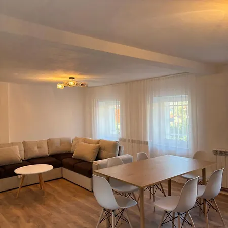 Villa Modern In Heart Of *